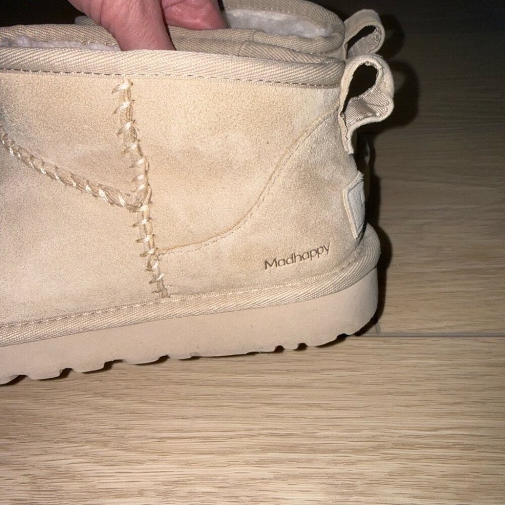 UGG X MADHAPPY ULTRA MINI PULL ON SIZE 6 BOOTIES - Picture 3 of 5